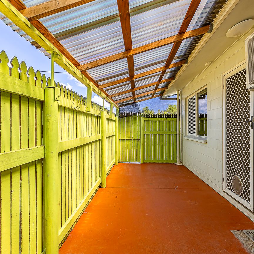 1/17 Sherriff Street, Hermit Park QLD 4812 - Apartment For Rent | Domain - Photo 1