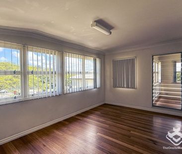 Charming 3-Bedroom Home on Expansive 1,348mÂ² Block in Salisbury - Photo 1