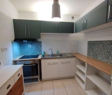 Appartement 2 pièces 45m2 MARSEILLE 14EME 773 euros - Photo 5