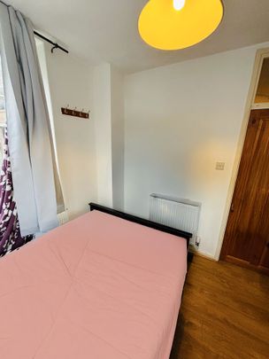 Room in a Shared Flat, Stunning Double Room In Marylebone/ , NW8 - Photo 1