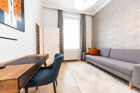 High quality apartment, next to the Opera House - Photo 2