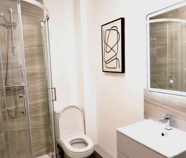 Apartment 103 Yeadon House - 1 Bedroom Fully Furnished Modern Apart... - Photo 2