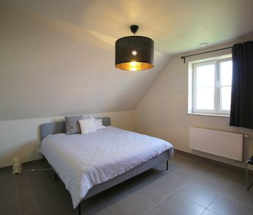 Instapklare woning op een boogschut van het centrum Zomergem - Photo 1