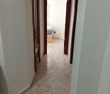 Piso de alquiler en Carrer del Poeta Mas I Ros, 6, L'Amistat - Photo 1