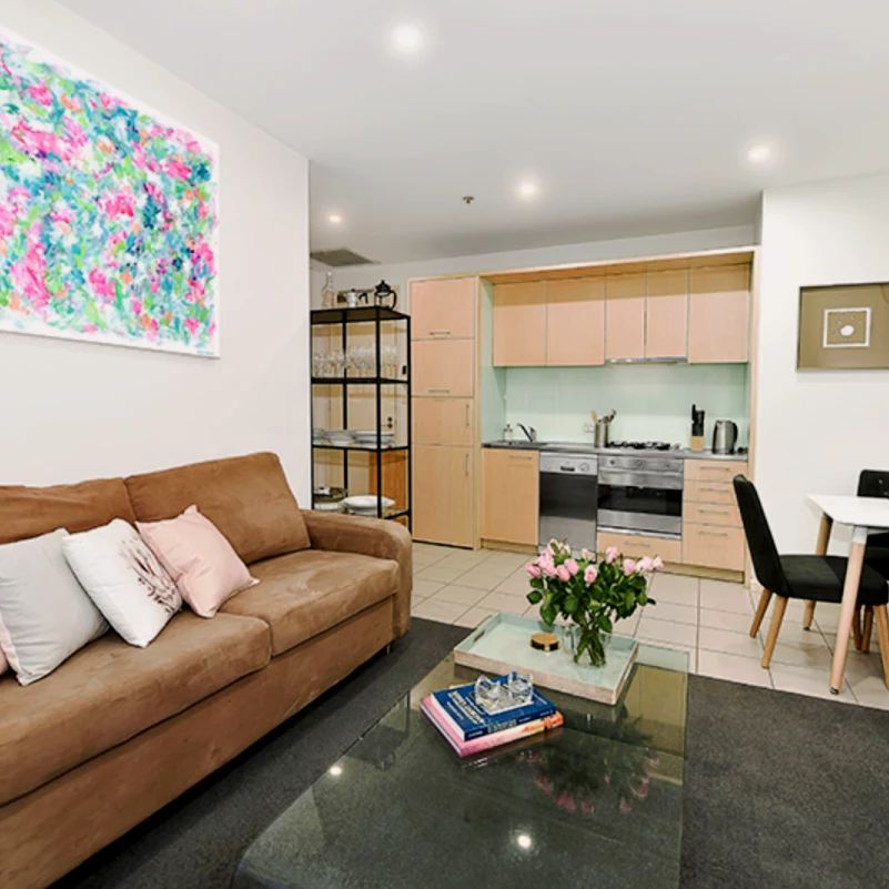 Bright 1-bedroom apartment near St Paul's Cathedral, Melbourne - Photo 1