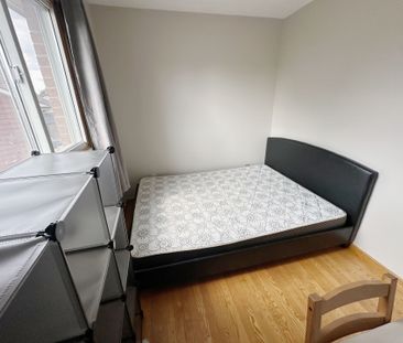 For Lease - 928 Knollwood Court, Mississauga, Ontario - Photo 5