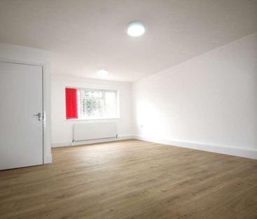 Slough Lane, Kingsbury, London, NW9 - Photo 3