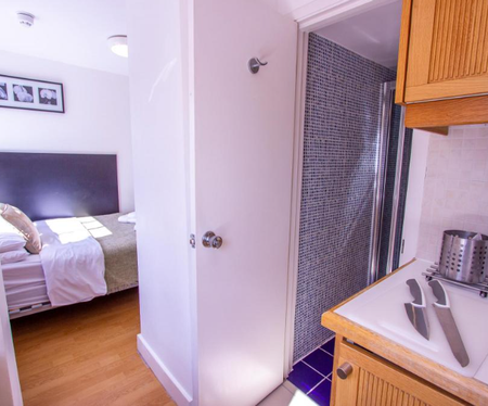 Studio to rent - Photo 2