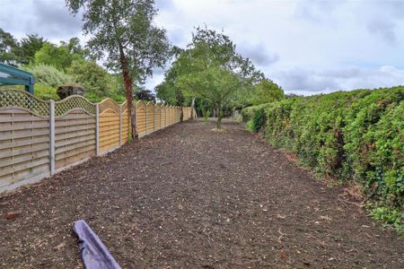 2 bedroom property to rent - Photo 2