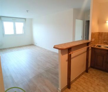 Location Appartement 2 pièces 46m² - Photo 2