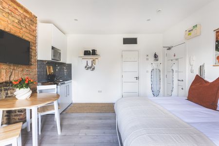 Studio Flat, London, NW2 - Photo 4
