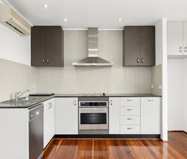 City Apartment Close To Eastern Beach - Photo 4