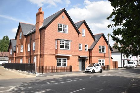 Woodfield Lane, Ashtead - Photo 3