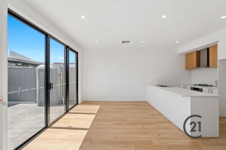 Brand New Townhouse - Spacious and Joyful Neutral Colours throughout - Photo 5
