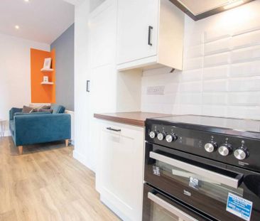 5 bedroom townhouse to rent - Photo 5