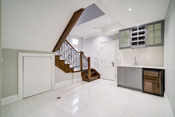 For Lease - 232 Princess Avenue, Toronto, Ontario - Photo 1