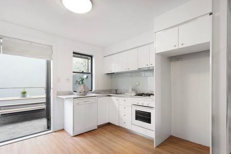 Alexandria - Photo 4