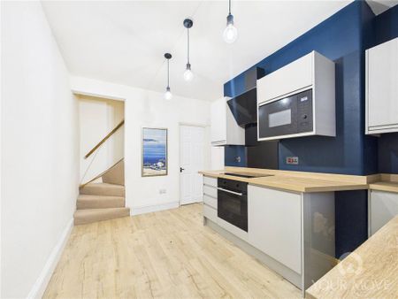 2 bedroom terraced house to rent - Photo 4