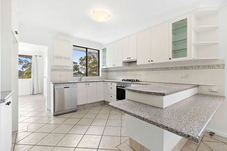 9 Lara Place, Frenchs Forest NSW 2086 - House For Rent | Domain - Photo 3