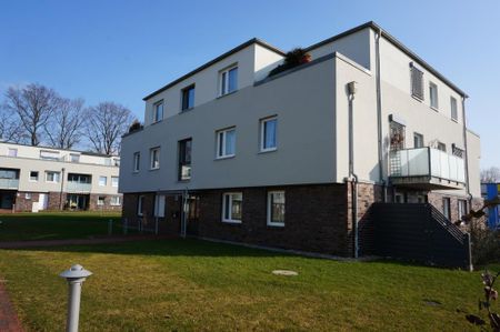 Schöne 3-Zimmer-Wohnung mit großer Dachterrasse in Südlage - Photo 4