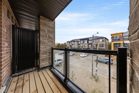 For Lease - 139 Blue Forest Crescent, Barrie, Ontario - Photo 2