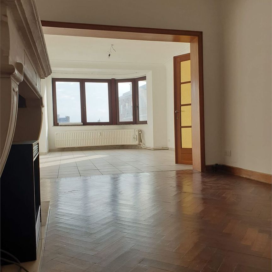 Mooi centraal gelegen appartement met 2 slaapkamers! - Foto 1