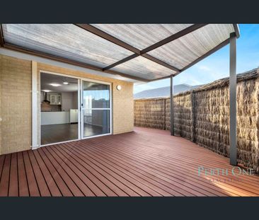 30 Exmouth Drive, Butler, WA 6036 - Photo 5