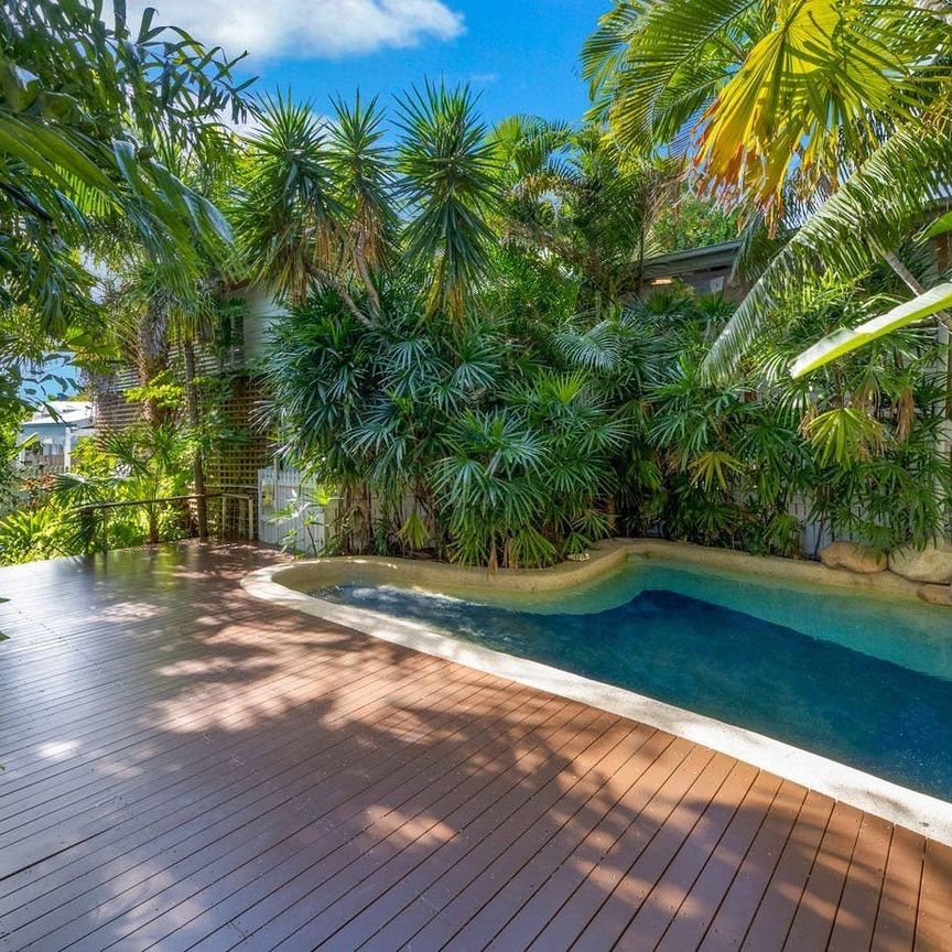 Spacious Queenslander with Pool in Belgian Gardens - Photo 1