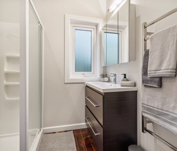 Mission Bay Lifestyle - Sunny, Stylish & Single-Level Living - Photo 6