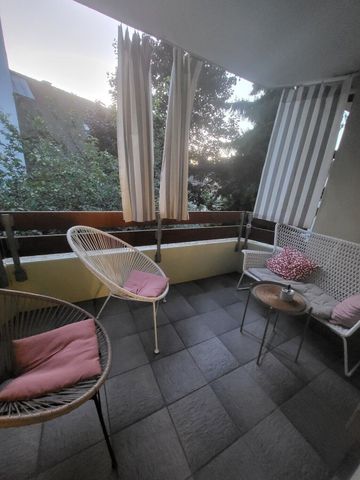 4.5-room duplex apartment with suite and much more. in a central location in Birsfelden - Birsköpfli & Hardwald. Local recreation area - Foto 3