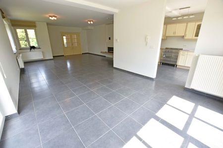 Mooi onderhouden koppelvilla, gelegen aan de rand van Knokke - Foto 3