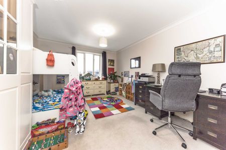 Wimbledon Hill Road, Wimbledon, SW19, London - Photo 3