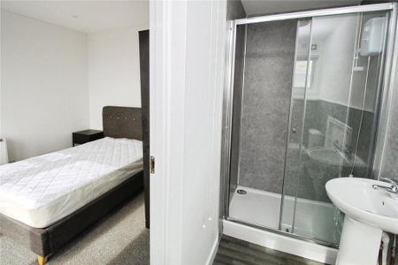 1 bedroom flat to rent - Photo 2