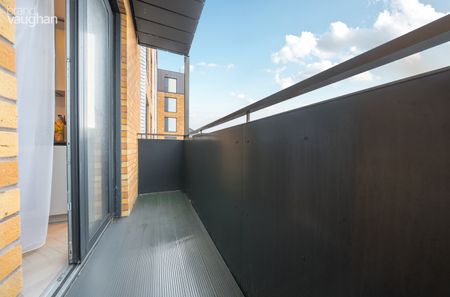 property to rent - Photo 5