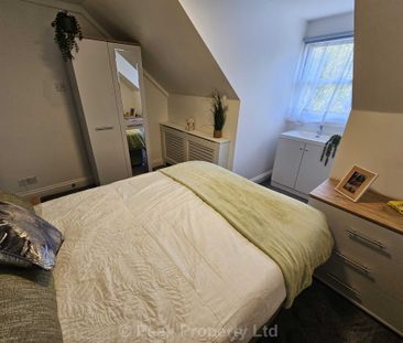 St. Vincents Road, Westcliff On Sea - Photo 1