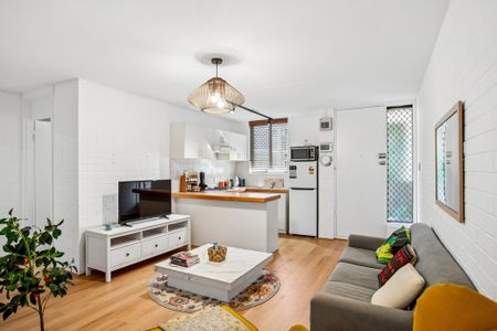 13/1 Herdsman Parade, Wembley WA 6014 - Photo 2