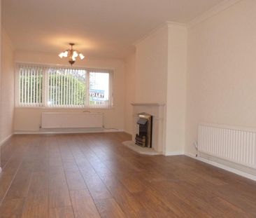 3 bedroom semi-detached house to rent - Photo 2