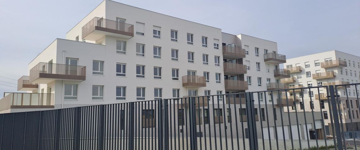 STUDIO 28.82M² RUE DES PIERRETTES MAGNANVILLE Magnanville (78200) - Photo 1