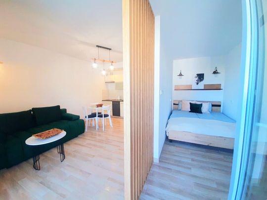 Kawalerka, balkon, miejsce postojowe, winda - Фото 1