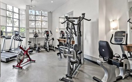 C CONDO: Yonge St & Finch Ave (503 Beecroft Rd) AD#001701 - Photo 2