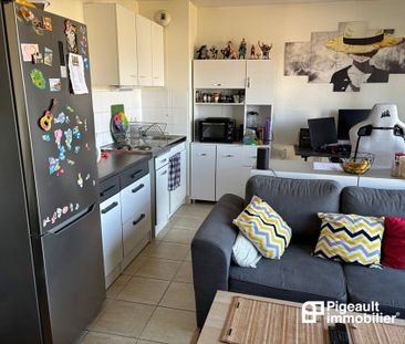 Location Appartement T 2 - Rennes - Lorient - Saint-Brieuc - Photo 2
