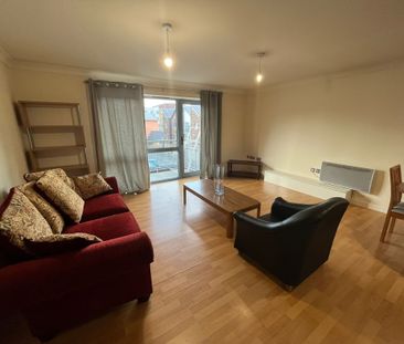 2 bed apartment to rent in Quayside Drive - Photo 1