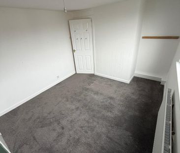 3 bedroom detached house to rent - Photo 4