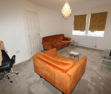 3 bedroom semi-detached house to rent - Photo 4