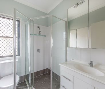 2/69 Homebush Road, Kedron QLD, Belconnen - Photo 1