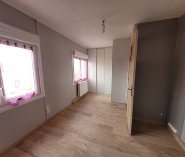 Location Appartement 3 pièces 77m² VALENCIENNES 59300 - Photo 3