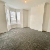 Victoria Road East, Hebburn - Photo 1