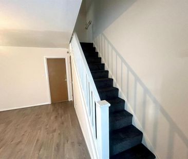 2 bedroom semi-detached house to rent - Photo 4