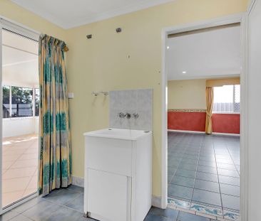 77 Ibis Boulevard, Eli Waters - Photo 3