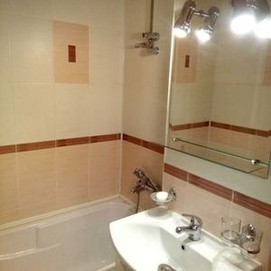 O camera zona Medicina - Fotografie 3